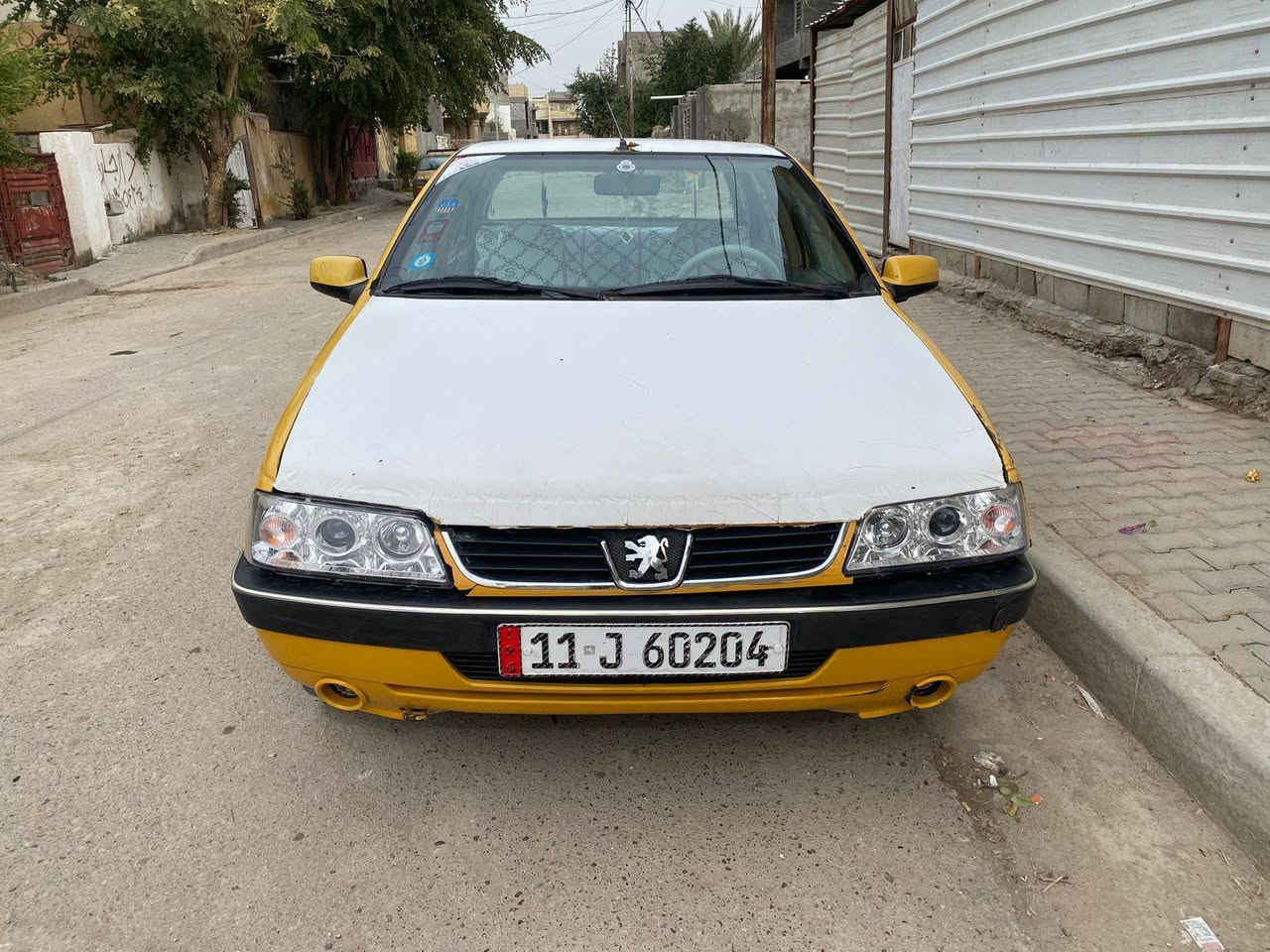 السلام عليكم بيجو أكد 2016 مصفرة هيئة وغرامات رقم انكليزي بسمي طخة خفيفة بالجاملغ خلف السايق كهربائياتها كلهة كاملة وسنتر لك *********** /***********
