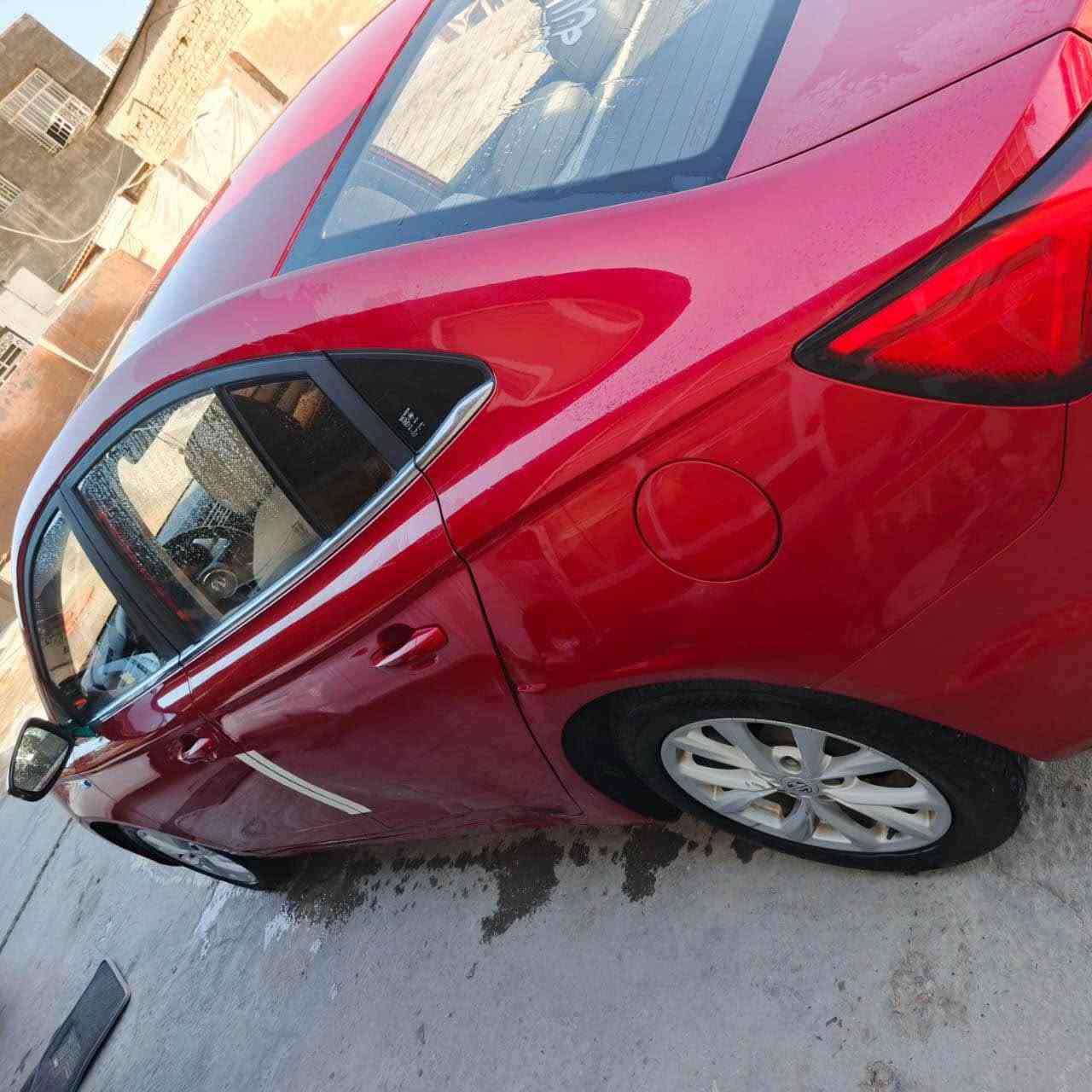 ام جي فايف للبيع السيارة جاهزة محرك كير تبريد 
موديل 2022 بيهة ضربة خفيفة بالباب وشوية من الجاملغ الخلفي جهة السايق ما مصلح على وضعهة ماشية 70 الف السيارة حلوة ونظيفة مابيهة نقص بأسمي مداور ثاني يوم رقم بغداد السعر 88 $وبيهة مجال كلش قليل مكان السياره حله هاتف 📞 *********** حلة, بابل
