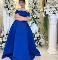 فستان لون ازرق يلبس من وزن36 الى50  سعرة50