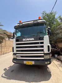 اسكانية عكرب للبيع مديل 2004 بدون تحويل 07705636843 السعر (290 )