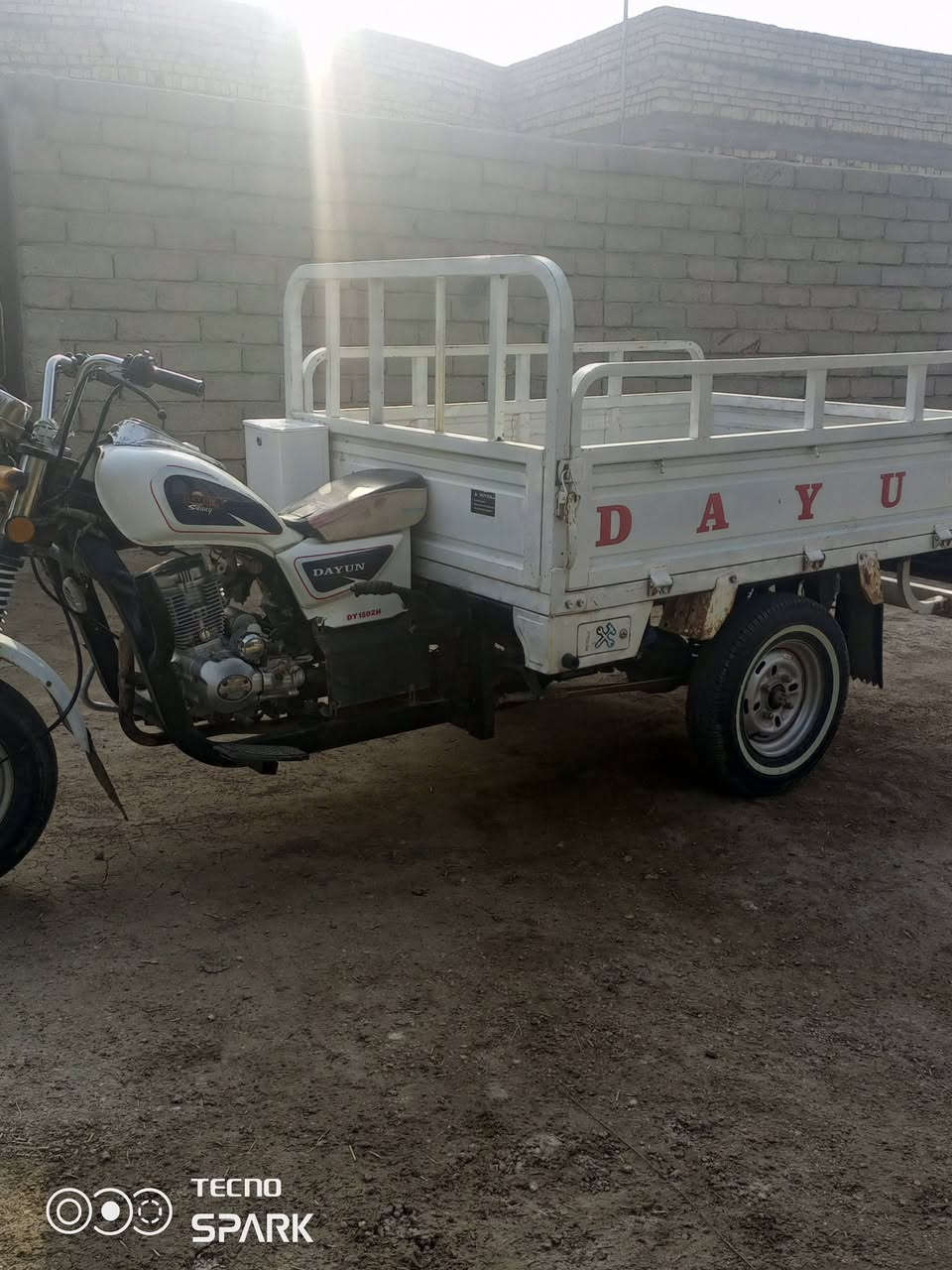 سلام عليكم ستوتة مديل 22 محرك مفتوح اوراقه كاملة اصوليه وكل وصولاته مدفوعات للاتصال  الرقم ***********
