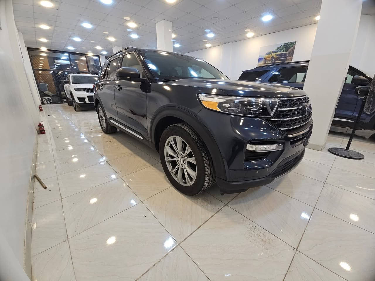 اليوم يوم العروض اكسبلورر xlt جدييييده لوك موديل ٢٣ للبيع او مراوس
قبق جنطه مبدل باصلي طخه خفييييفه جنطه بدون ارباك بجم وصفاح كبس ماشيه ٢٩٠٠٠ ومخليلكم صور الطخه لوووك بسعر حلو
*********** 
كاتي تترقم شمالي معرض بلاتينيوم لتجارة السيارات 
ملاحظة لانتعامل بالسيارات التي توجد بيها مشاكل شرعية عملنا بالكلين وضرر الطفيف فقط
اي سيارة عدنا نرجو الاستفسار عن كل شيئ بيها قبل المجيئ
