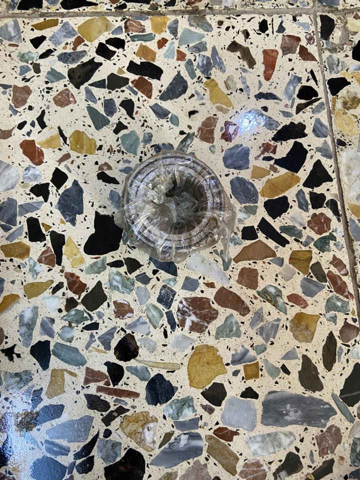 السلام عليكم عندي غراض كورلا 18 امانة الله الغراض اصليه مال كصه جديد من عده الدبلات مال كوري ع فحص كل قطعة التاخذها ع فحص وبسعر مناسب مكاني بغداد 
***********
