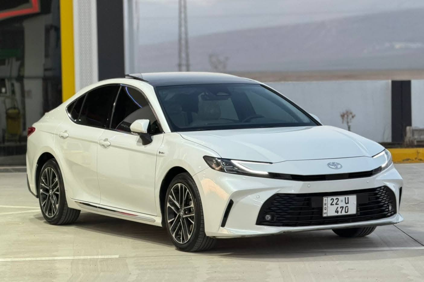 تۆیۆتا کامری مۆدێل 2025 بەنزین و هایبرێد HEV
مواسەفات GLE  قەپات مواسەفات
شریکەی( ساز ) وە زەمانی شەریکەشی ماوە 
تەنها 21هەزار ڕۆشتوە 
ناوکرێمیە
سەیارەکە  نمونەیە لە جوانی 
٢بەسمەی بیلادی لەگەڵە 
2پیدی ئاری بچوکیشی هەیە 

سـعـر : لە کۆمێنت داوابکە ڕاستەوخۆ بۆت دێت 📥 

گێر و مەکیەنەی بەشەرت 
هیچ کێشەیەکی تێدا نییە 

ژمارەی خاوەنەکەی 
***********
