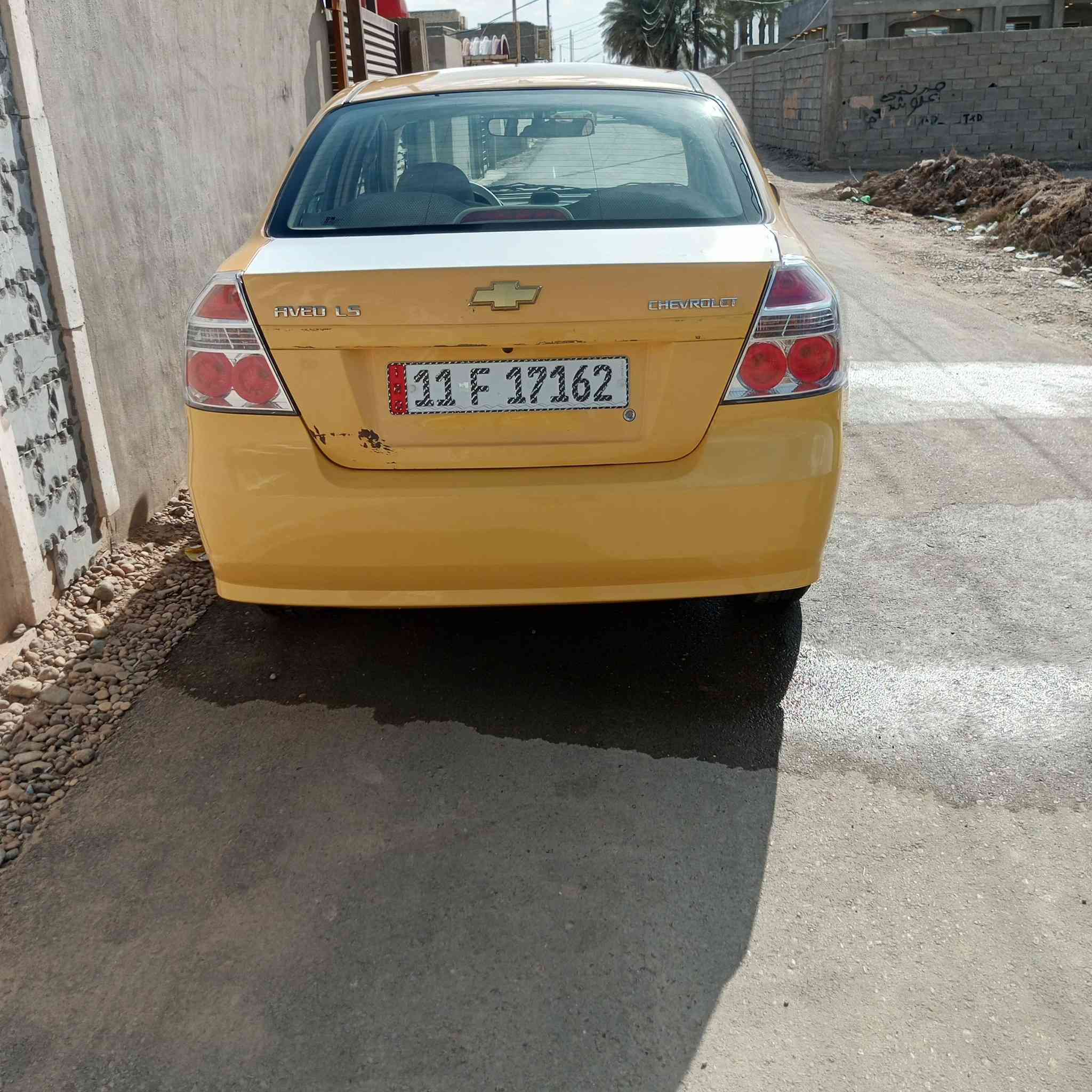 سلام عليكم افيو موديل 2011 خليجي شركه العامه مكفوله من الضرر والصبغ مكينه المفتوح المرغوب رقم بغداد بسمي هئيه وغرامات صفر سياره جديده كلش تخم تاير ماشيه 100 حقيقي سعر 65 وبيه مجال عنوان بغداد دوره رقمي ***********
