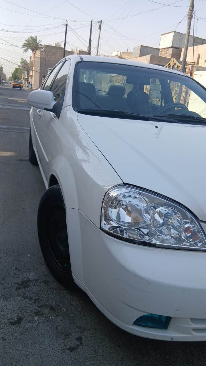 2011 شركه عامه 
سنويه نافذه من 2022
بيها جاملغ امامي صبغ
والباب الخلفي بنهايته
بي معجون وبيها بارد 
كير شديته جديد ومكينه مجفتها
على ايدي تبريدها ثلج بس بنهايه الموسع طك القبق مال الدبه وحمت وطار الغاز 
مابيها صرف بانزين ولا ادوانز 
تايرات إماميه جدد  الخلفيه تعبانات
تلبيسه كشنات جديديه
مازدات تجاريه جديده
بغداد الجديده 

*********** بغداد, العراق
