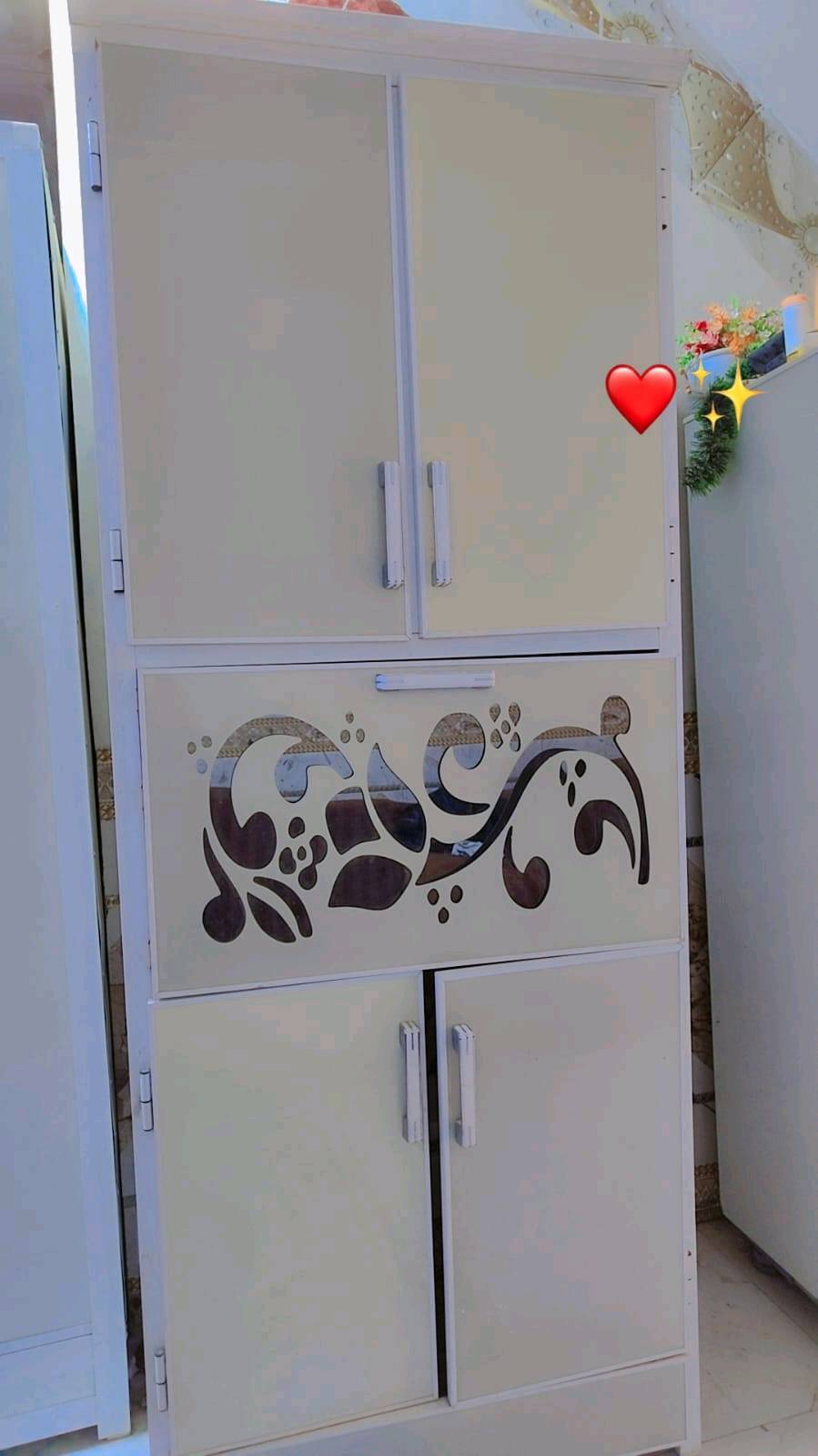 ✨🔥 للبيع كاونتر مميز ونظيف جداً — فرصة حقيقية ما تتكرر 🔥✨
كاونتر بحالة ممتازة وكأنه جديد، استعمال خفيف ونظيف بدون كسور ولا خرابيط.
مصنوع بشكل قوي ومتين، ثابت وما يهتز، ويعطي شكل مرتب وأنيق لأي مكان تحطه فيه 👌
تصميمه عملي ويوفّر مساحة حلوة للترتيب، يخليك ترتاح بالاستعمال اليومي وما تتعب من كثرة اللخبطة.
لون جميل وشكل جذاب يلفت النظر من أول ما الواحد يشوفه 👀✨
✅ نظافة عالية جداً
✅ متين ويعيش سنين
✅ شكله فخم ومرتب
✅ جاهز للاستعمال فوراً بدون أي تصليح

(يوجد مجال بسيط للتفاوض للجادين فقط)
الفرصة ما تبقى طويلاً — أول واحد جاد يحجزه يكون من نصيبه 🔥
للتواصل خاص أو تعليق تحت المنشور ⬇️
—