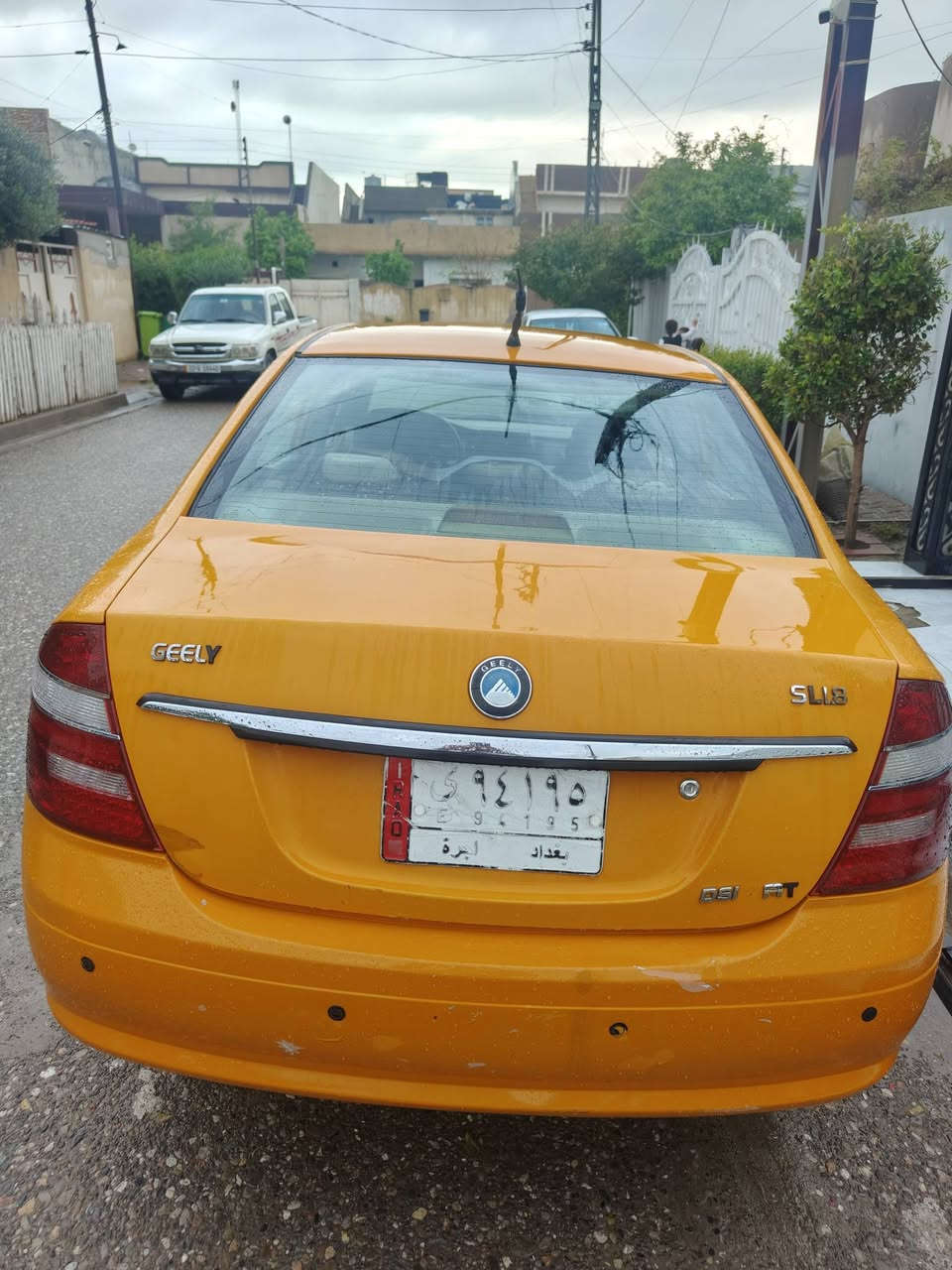 سلام عليكم جيلي موديل 2012 كير محرك كورلا جديد شادهه صدر جديد تايرات جديد شادهه سياره جاهزه سنويه منتهي شرط تحويل صاحبهه ابكركوك دفتر بانزين بيهه فقط مكانات تصفيه بيهه او جاملغ سايق بيهه طخه خفيف مصلحه ع البارد سعرهه 48بيهه مجال ***********
