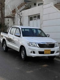 هايلوکس • ٢٠١٢ • ٢١٥٠٠٠كم