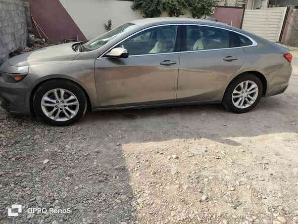 السلام عليكم ماليبو 2018 كير.  At. ,المرغوب للبيع السيارة جاهزة تخم تاير جديد بطارية جديد حداديه امي وخلفي خير من الله خمس بصمات  شاشه كبيرة السياره بيه صبغ الباب الامامي وخلفيه وداير مال جملغ صفحه السايق فقط بدون اي تبديل رايده 93 وبيه مجال للاتصال على الرقم ***********
