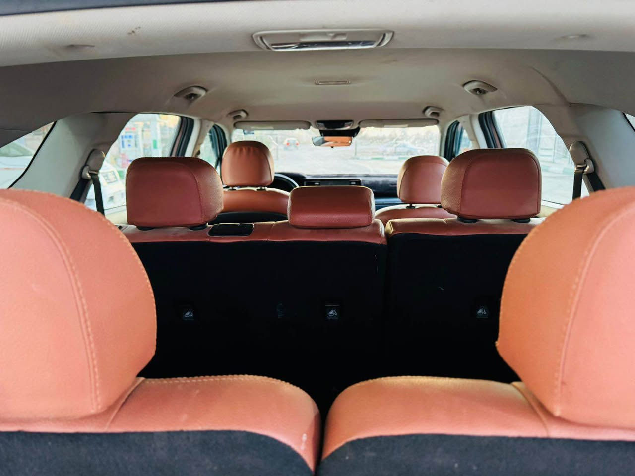 السلام عليكم كيا سورنتو 2021 امريكي مكينه 2500gdi سبعه راكب 3قطع تبريد 
3انظمه قياده
تحكمات 
شاشه كبيره 
رادار امامي
توقف ذاتي
172$
*********** المصيب, بابل
