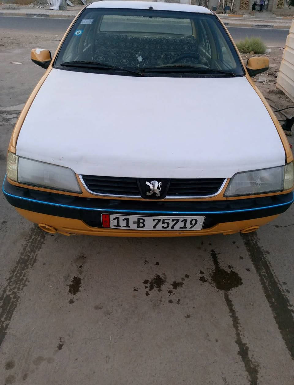 بيجو لميس موديل 12 كير مكفول محرك جديد تبريد منضومه كامله ثلج تايرات جديد سلف جديد دواخلهه نضيفه بس كشرهه يرادله ترتيب بيهه ضربه بصفحه الصندوك الخلفي سنويه بسمي تحويل ثاني يوم رقم نكليزي بغداد السعر 28 وبيهه مجال بسيط مكاني بغداد ابدايه الحسينيه  قريب على مرور الحسينيه رقمي ***********
