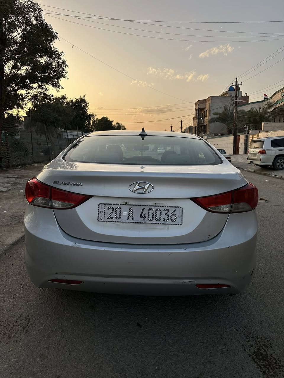 السلام عليكم النترا موديل 2012 وراد امريكي نص فول سيارة حلوة و مناسبة حادث امريكا جاملغ و بنيد و هنا بل عراق صبغ بابين مال سايق و ورا .... السعر   90  وبيها مجال  ل استفسار اتصال ***********
