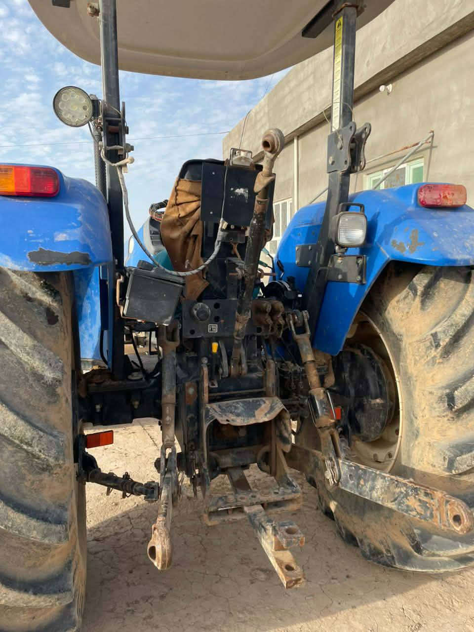 السلام عليكم /للبيع نيهولند موديل 2014 كتاب شركة كركوك تحويل او وكالة مكفولة كفالة عامه محرك گير بم ع الشركة تايرات مابيها كل نقص المكان ديالى ناحية العظيم /للاستفسار اكثر الاتصال ***********/***********9 ملاحظه مكلف بالنشر 🌹🌹
