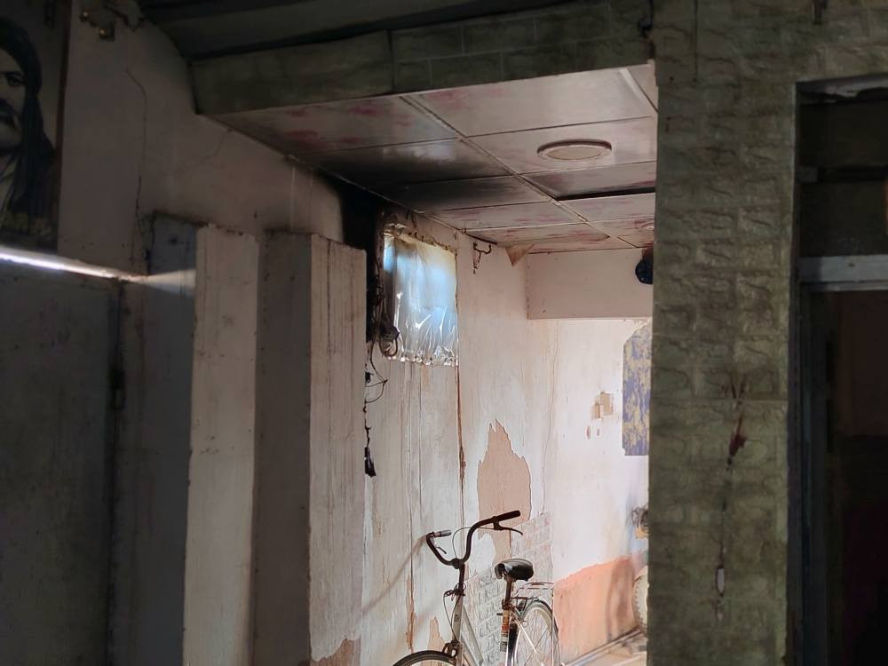 الدار البيع تجاوز حي العامل قرب السوك *********** السعر مناسب
***********
