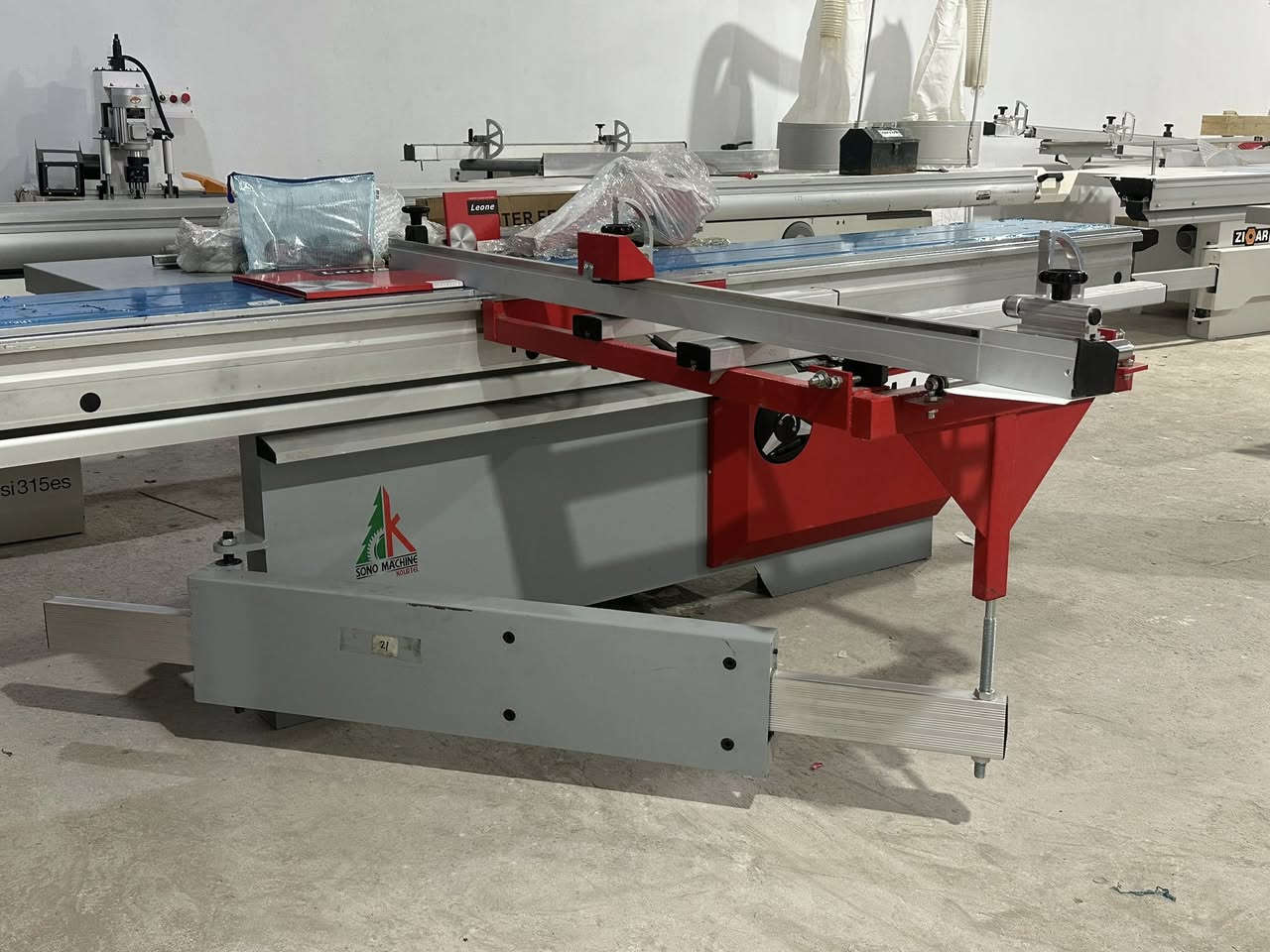 🚨 Asie sérculaire (M 43 ) 3.20 m 
Neuf 🔥✅ 
0773511863 
0771634211
#Zaki_Machines


**إذا كنت صاحب هذا الإعلان وتريد حذفه لأي سبب، رجاءا أرسل رسالة إلى الدعم الفني**