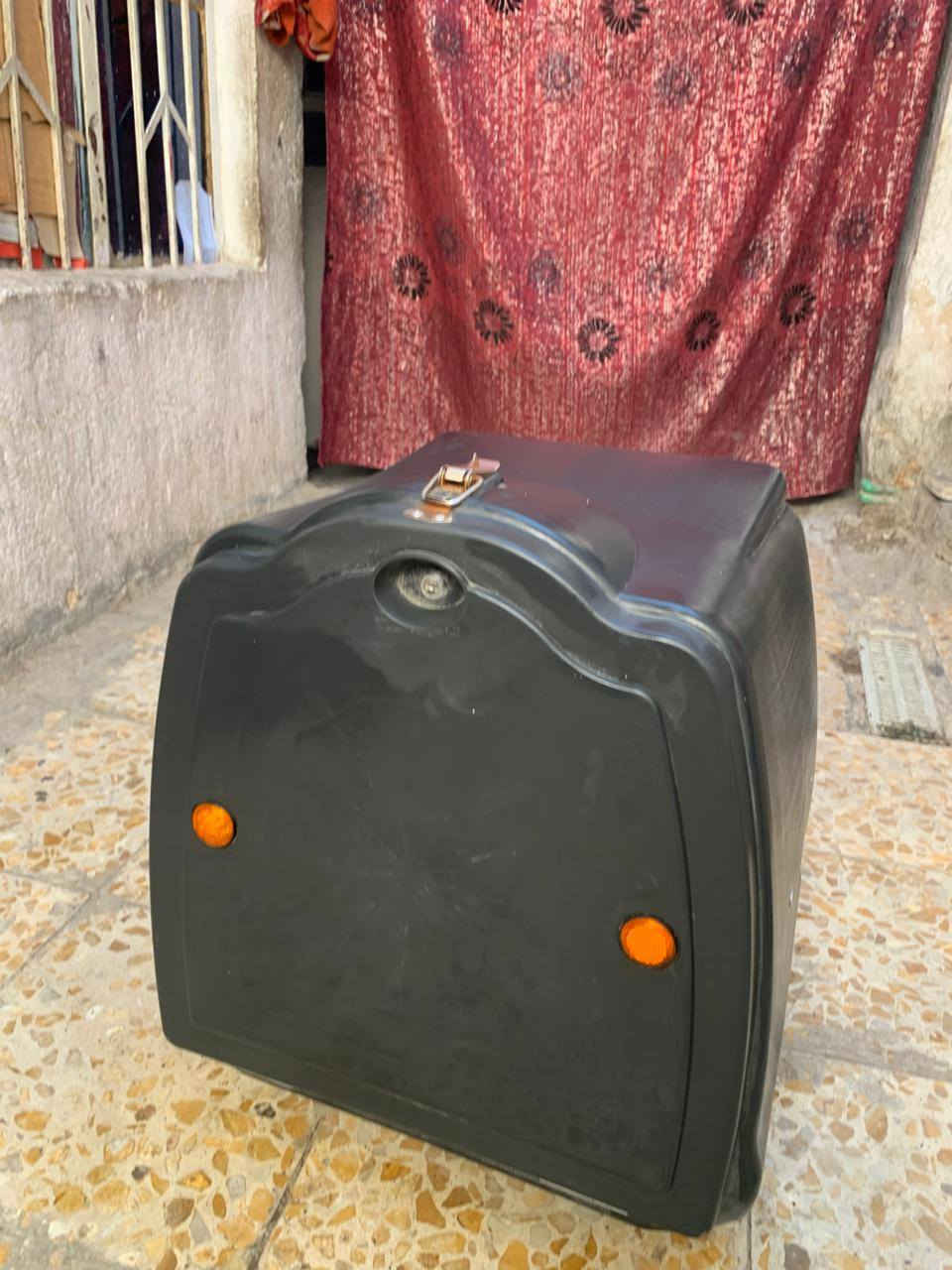 صندوك لبيع اخوه جديد ب ٣٠
٢٥ من الاخير
بغداد مدينه الصدر ***********
