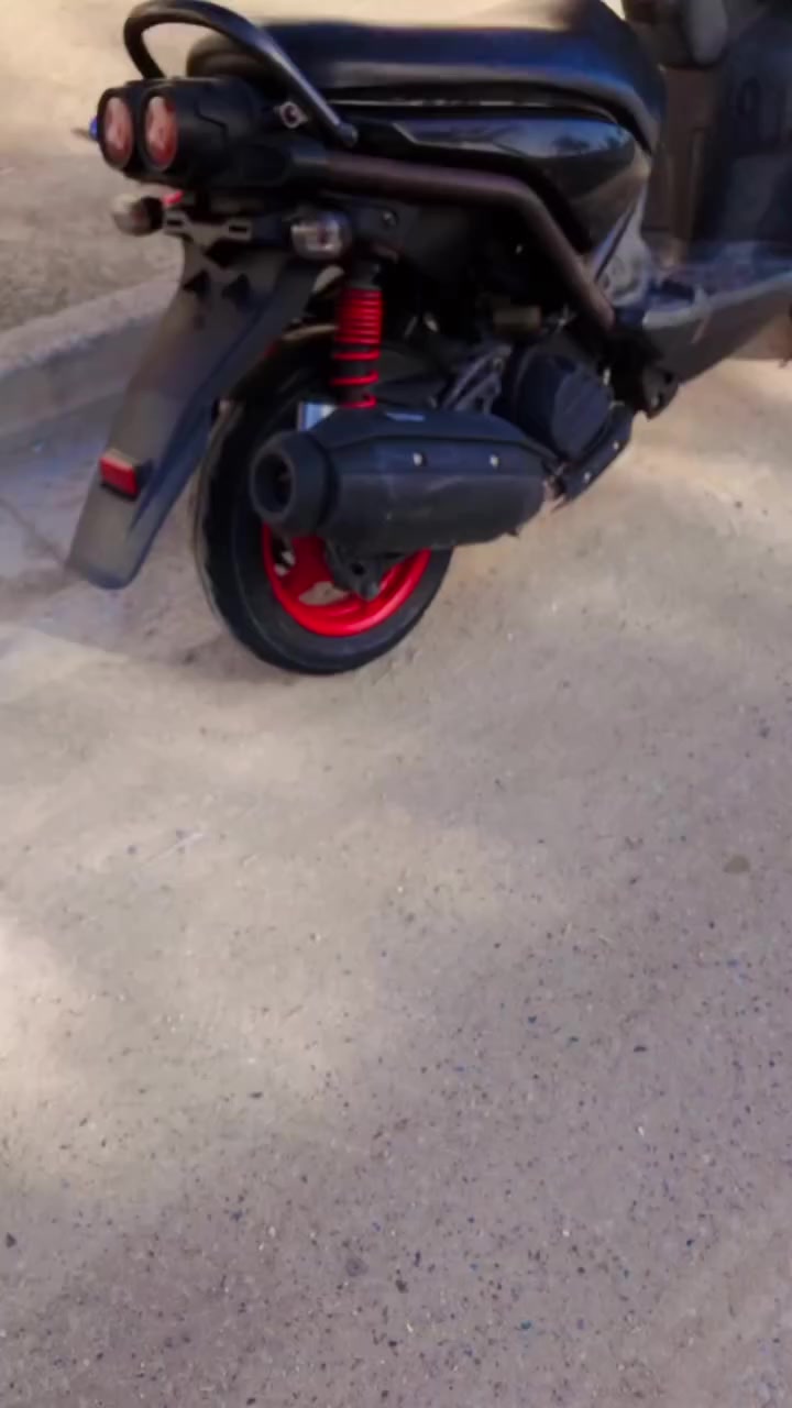 سلام عليكم 
     سكنس جبلي للبيع موديل 14 كفاله عامه الدراجه مكفوله من الطول لطول وصل معرض موجود مصار هواي نازله رمبه ع ايدي مكينه طخه مامطخوخه كفاله خرسه خرسه خرسه نكره سلف بكل وكت كفر ختم واحد 
مكان بغداد بلديات تقاطع كهرباء سعر 1250 وبيها مجال 
***********
