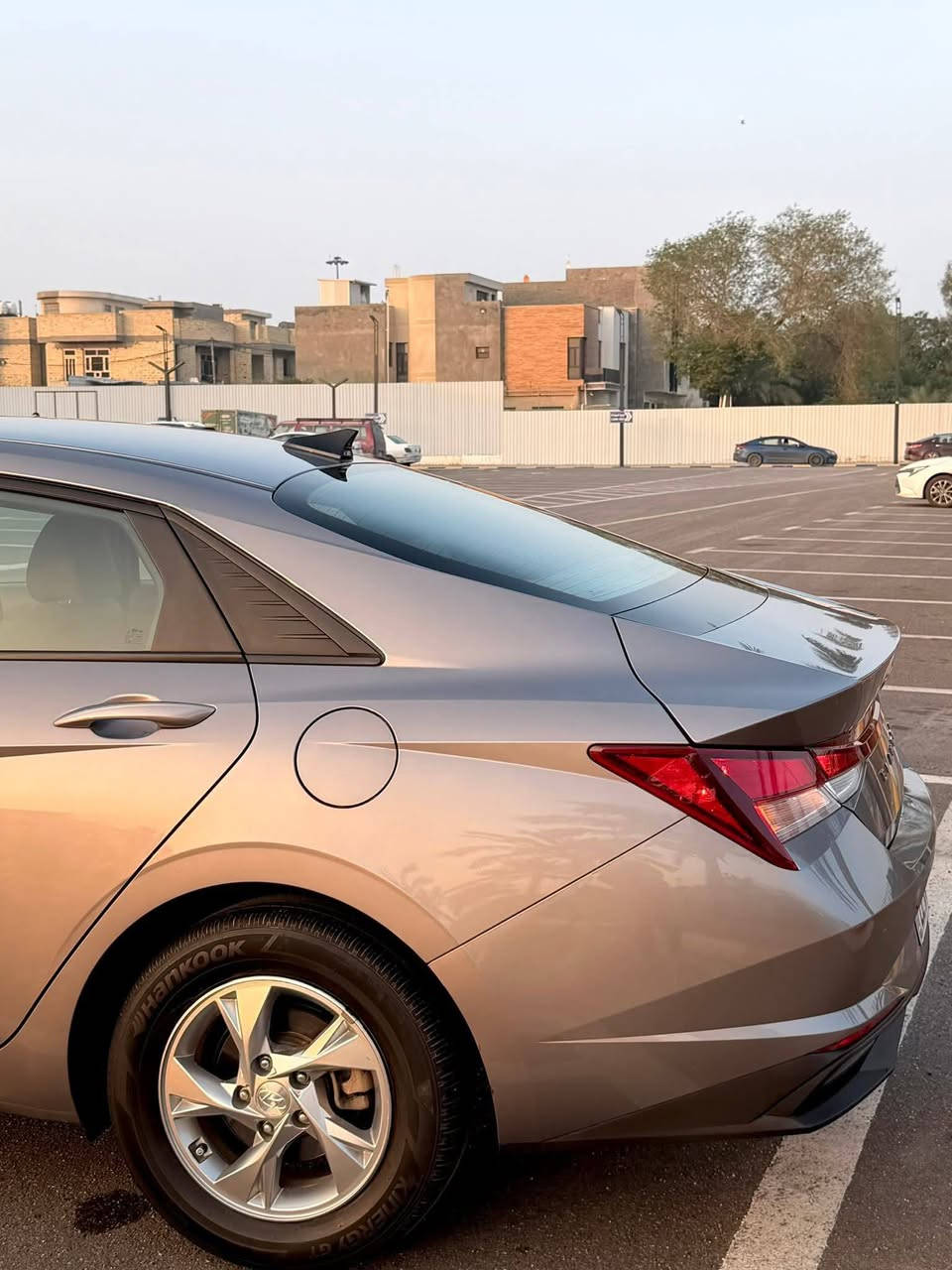 السلام عليكم
للبيع  النترا 2023 وارد امريكا حادثا جاملغ وشويه من البنيد بدون دواخل 
فول عدا الفتحه والبصمه 
رقم اربيل باسمي هزه جديده 
السعر 150
رقم الهاتف / ***********
ماكني بغداد حي الجهاد
