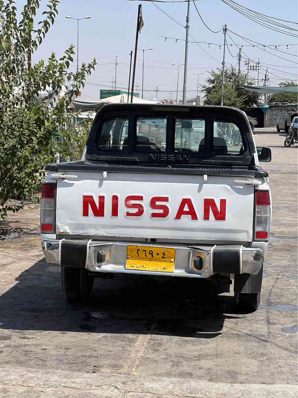 نیسان 2009 ناوسوور دەبڵ گێج چوار جام کارەبا 
گێڕوو مەکینەو ئەکسل و تەبریدو کارەبایی هەمووی بەشەرت تایەی تازەیە سەنەوی ساڵێکو دوو مانگی ماوە 
تەحویل و غەرامە بە شەرت 
کامل بۆیاخە سەیارەکە وەرگەڕاوە 
نرخ = 85 وەرەقە و مەجال 
***********
*********** دار بنديهكان, السليمانية
