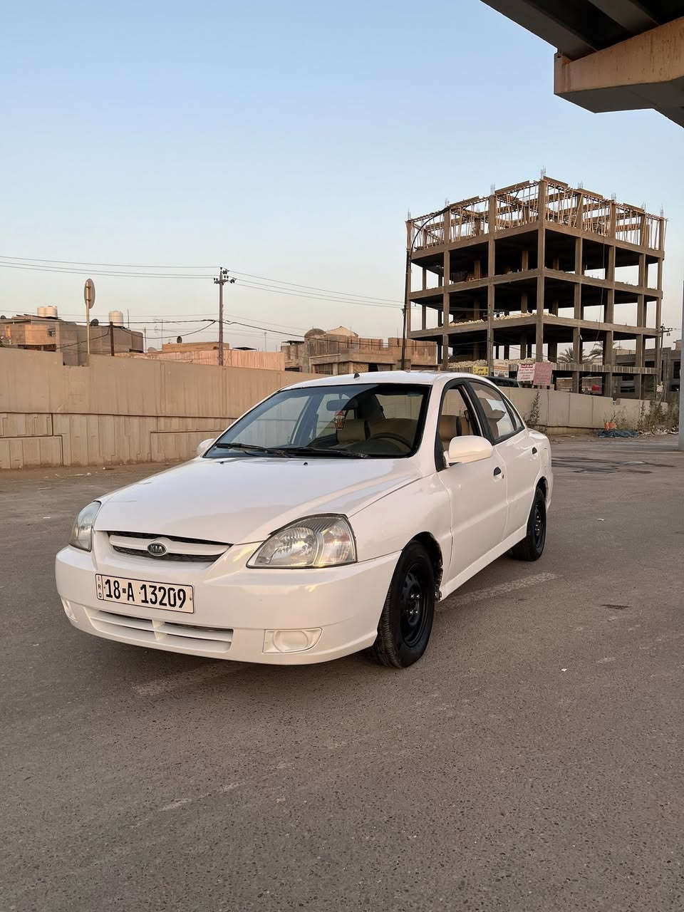 السلام عليكم كيا ريو للبيع 2004رقم بابل تحويل مباشر سنويه لـ2028 السياره مابيه نقص مكينه وكير وحداديه خير من الله تخم تاير جديد كهربائيات كله شغاله باتري جديد دينمو جديد السياره جاهزه مكاني حله نادر الاولى *********** السعر 46
