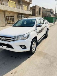 للبيع بيكب هايلوكس2016 بس سنوية 2015 سيارة مصبوغة +بنيد مجوة مامعمر كي...