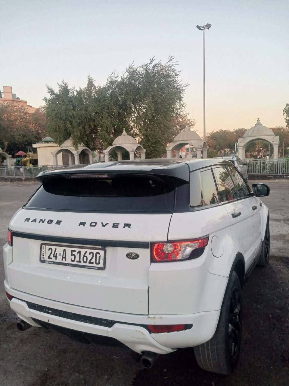 سلام عليكم رانج  للبيع موديل 2012 مصبوغه عام بدون حادث اتصال ع هذا لرقم  ***********
