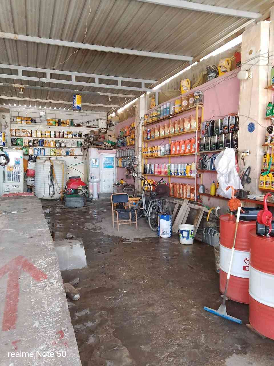 سلام عليكم المحطة للبيع كاملة متكاملة من الشغل من الدهن كمبريسر كبير متطور غسل عدد٢ ضاغطة مال زاهي البكان النجف الكوفة حي ميسان شارع الكيات مجاور مدرست التراث السعر 20 أو بيهة مجال الشراب رجاء الي مو شراي لي يخابر الرقم ***********
