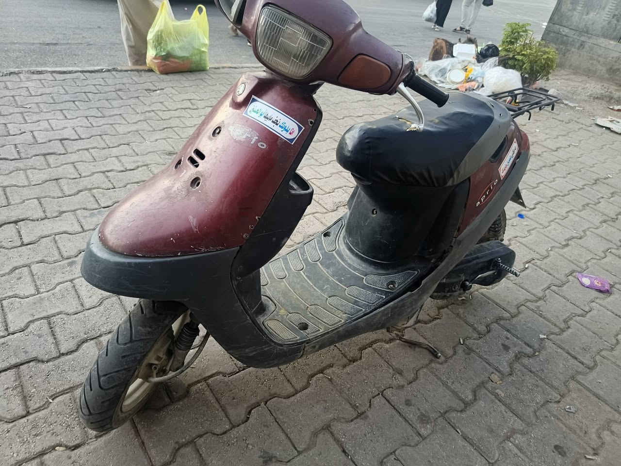 دراجه بطه للبيع
ما مجفته نضيفه كلش 

هندر واحد تشتغل

كفراتها بلادي

كهربائياتها كلشي مابيهن عوزهن بس باتري 

بانزين تضرف قليل التفويله تبقيك 4 ايام 

السعر 200 وبيها مجال

للتواصل ***********

انستا z_lovk
اذا ما عدك اكتب بل تعليقات واني ارد عليك
المكان كربلاء شارع ميثم التمار مقابيل اسواق برتقاله
