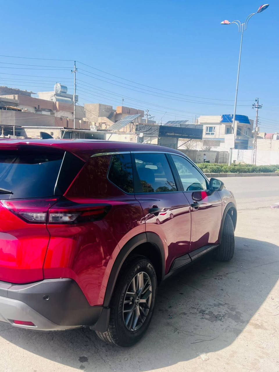 السلام عليكم للبيع نيسان روج 2023 بسمي فحص موقت 
سياره تقرير مياه مطار كير محرك بشرط سعر 145ورقه 
ترهم مقدمه والباقي قسط *********** واتس
