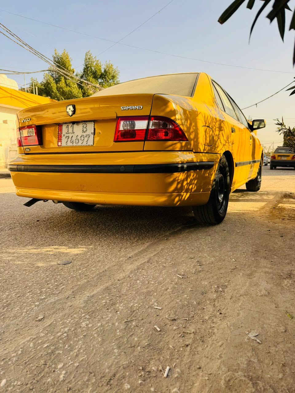 اسلام عليكم البيع سمند 2012.  السياره كفاله من كلشي مكينه كير تكحيل  صبغ تبديل فتح ما عده بارد بصيط. تخم تاير دشومه داخل كارتون.  حداديه جديده جاهزه من كلشي رقم انكليزي.  مصفره هيئه غرمات. هزه جديده  السياره مال بيت. ما نشتغل بيه. بلخير ع ياخذه. مكاني المنصور او الدوره. السعر 50 وبيه مجال بسيط هــ ***********. تحياتي لكم
