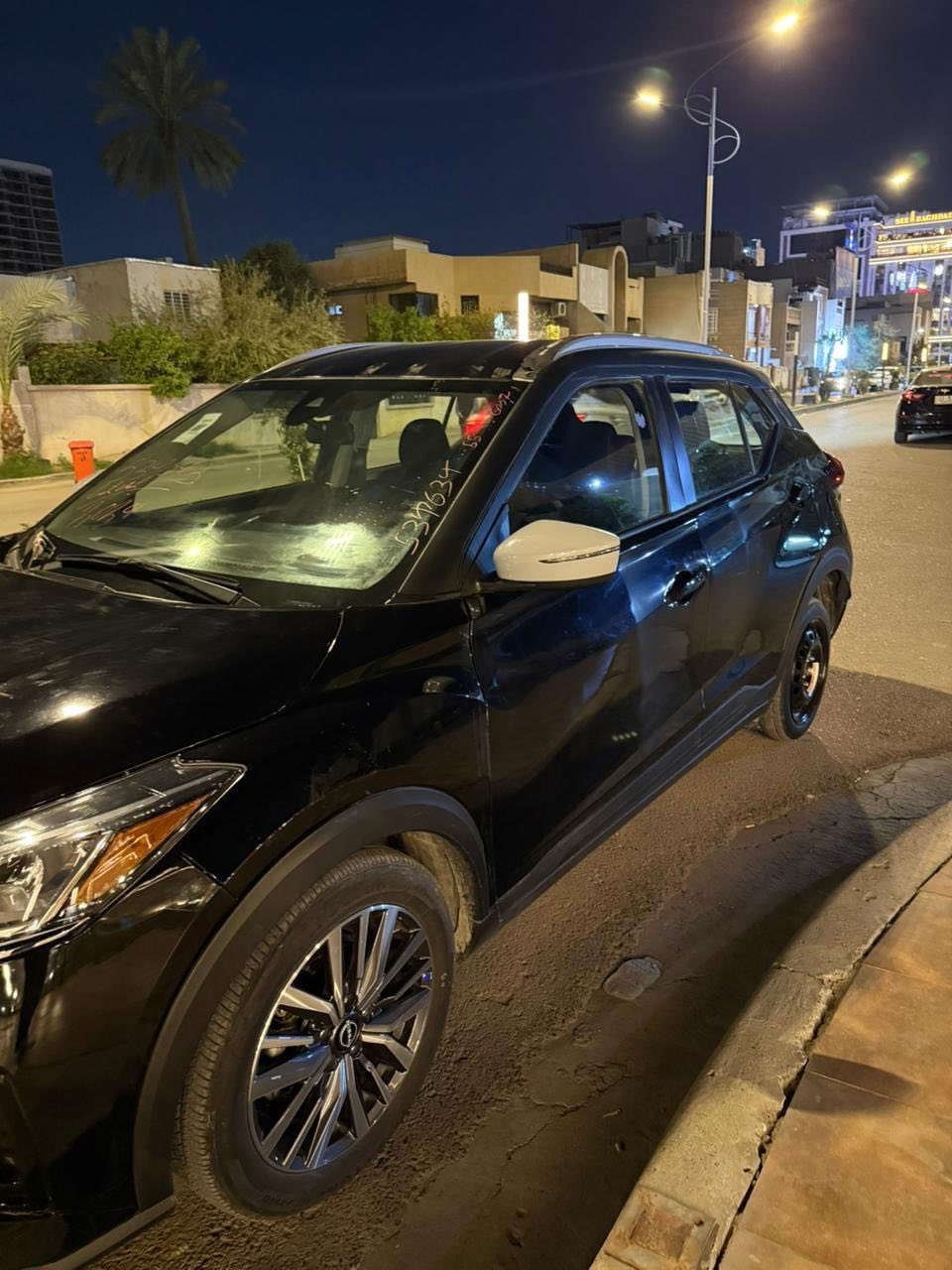 السلام عليكم نيسان كيكس 2024 صور الحادث موجودة بل منشور مواصفاتهة معروفة السعر ب11000وبيهة مجال سيارة ممرقمه فحص موقت الاتصال ***********

