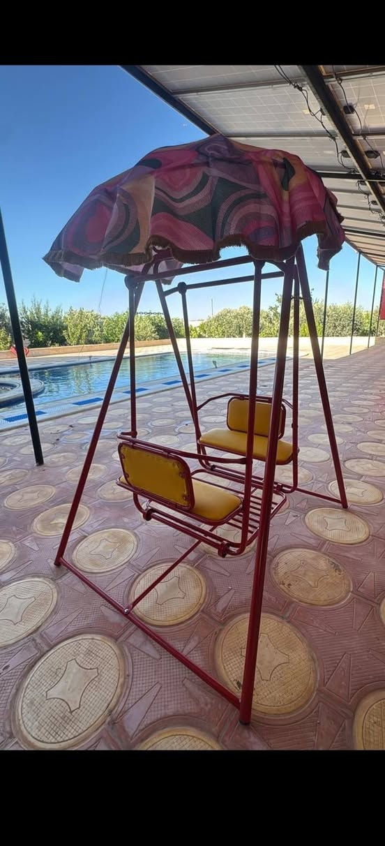 مرجوحه مقاس كبير مع شمسية
نوع حديد ممتاز مقاس كبير لعمر 13 وتحت راصورات فوق وتحت الاوان المتوفره 🔴.🟣.🔵
رقم التواصل + واتس 📲 963944691783


**إذا كنت صاحب هذا الإعلان وتريد حذفه لأي سبب، رجاءا أرسل رسالة إلى الدعم الفني**