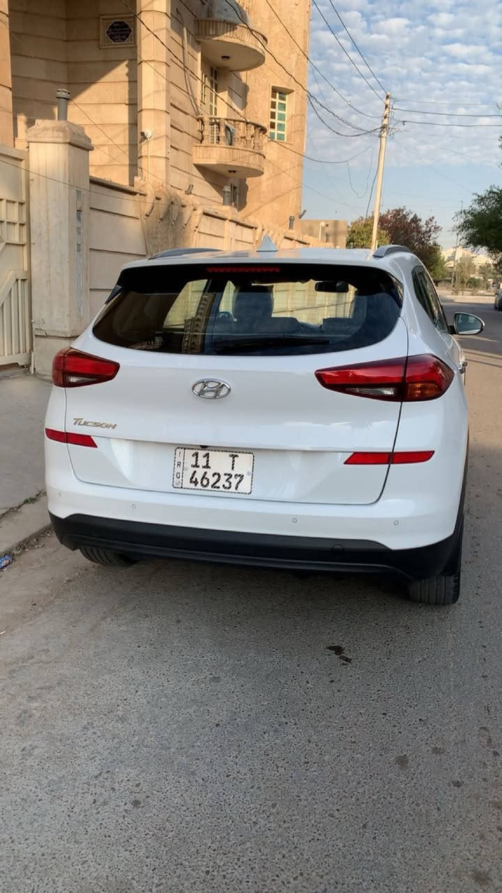 للبيع توسان موديل 2020 خليجيه      سنويه بأسمي ماشيه 67 الف رقم بغداد شركه الكاصد فول عدى البنراما  سياره كلش جديده كفاله سعر البيع 198$ بغداد حي الحسين قرب من حي جهاد ***********
