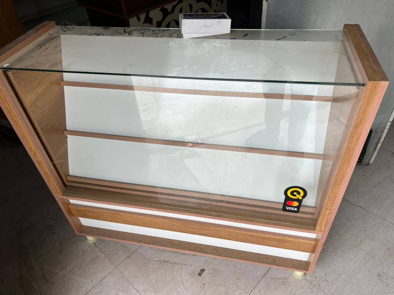 غراض محل موبايلات للبيع
الاتصال ***********
