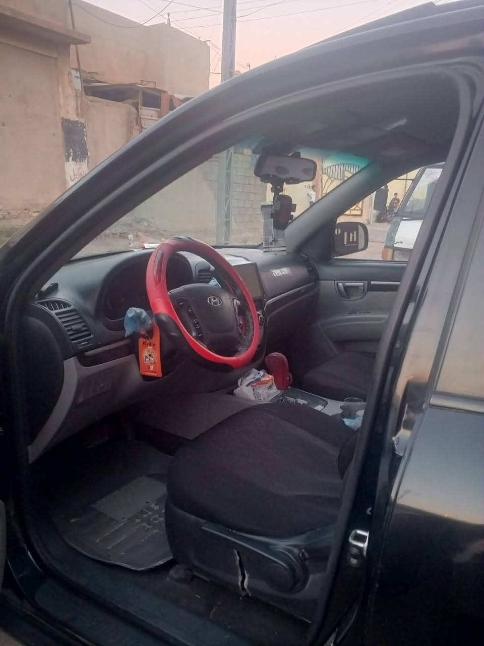 السلام عليكم سياره سنتافي  موديل 2008 للبيع ***********
