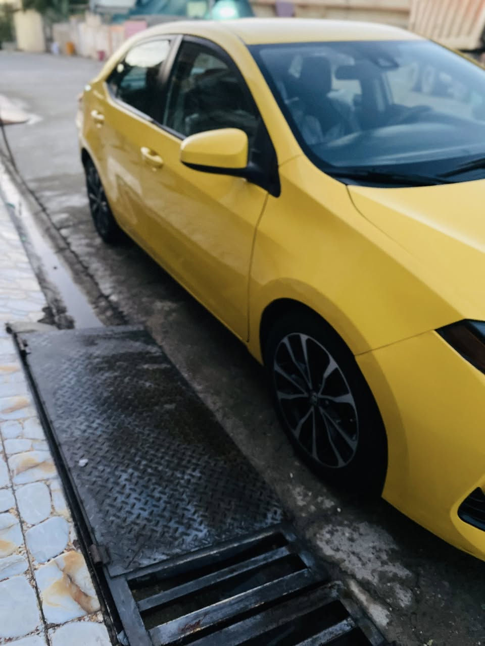 سلام عليكم كورله ١٩LE سياره جديده وحلوه
رقم بغداد انكليزي جديد بسمي هزه جديده مصفره نقابه 

بطاقه بانزين بيه كير محرك شرط تبريد تدفئه شرط 

ولا كلوب بدشبول مشتغل ماشيه ١٢١ الف ضرر جدا بسيط 

كله بلاد بدون تبديل فقط كم مكان بي تصفيه صور الضرر 

مرفقه ويه الصور استفسار اتصل 

*********** 
سعر 150بيه مجال
