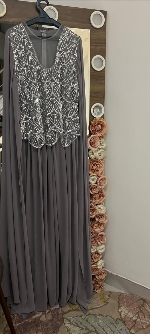 للبيع فستان قياس46اخذته من اقبال ستور ب125
اريد ابيعه ب75
العنوان بغداد


**إذا كنت صاحب هذا الإعلان وتريد حذفه لأي سبب، رجاءا أرسل رسالة إلى الدعم الفني**