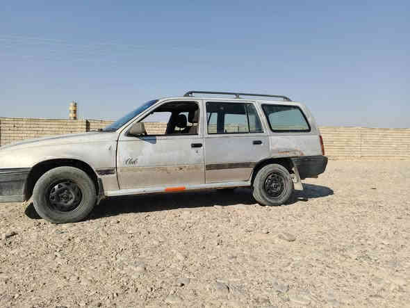 اوبل كاديت رقم صلاح الدين دولي شرط التحويل موديل 90 محرك وكير شرط أربع تايرات جديد وصدر جديد والباقي شوف العين السعر 19 الاستفسار *********** مكاني صلاح الدين الحجاج
