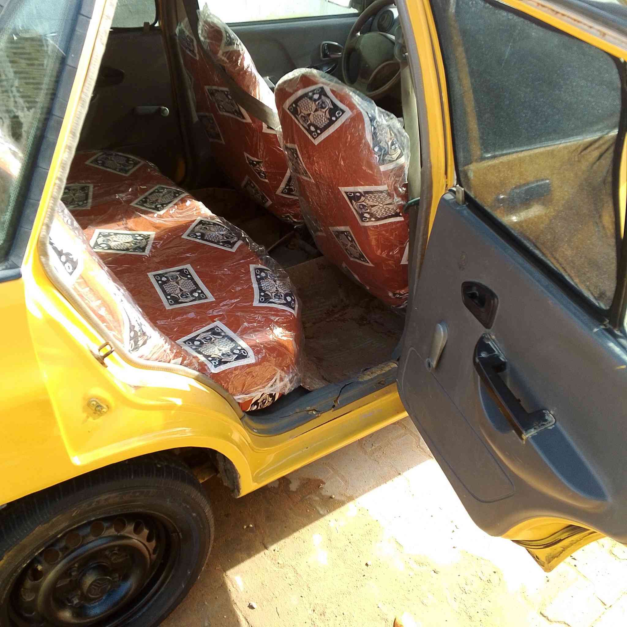 السلام عليكم سياره سايبا للبيع موديل 13 مشروع وطني مصفره هيئه اوغرامات مالكه موجود سياره جاهزه من كل شي بس مكينته بيه خيط بخار السعر 23  اوبيه مجال قليل مكاني نجف كوفه ***********
