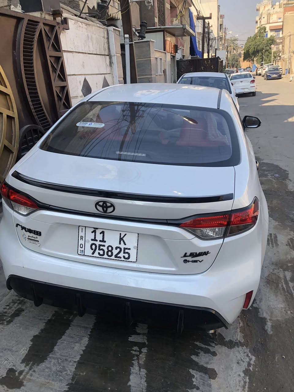 السلام عليكم كورلا S الفول مواصفات موديل 25 ماشيه 8000السياره بيها بارد بالهلال وطخات خفيفه بالبابين من جهة السايق مثل مموضح بالصور والباقي كفاله السعر ١٥٥ الرقم ***********
