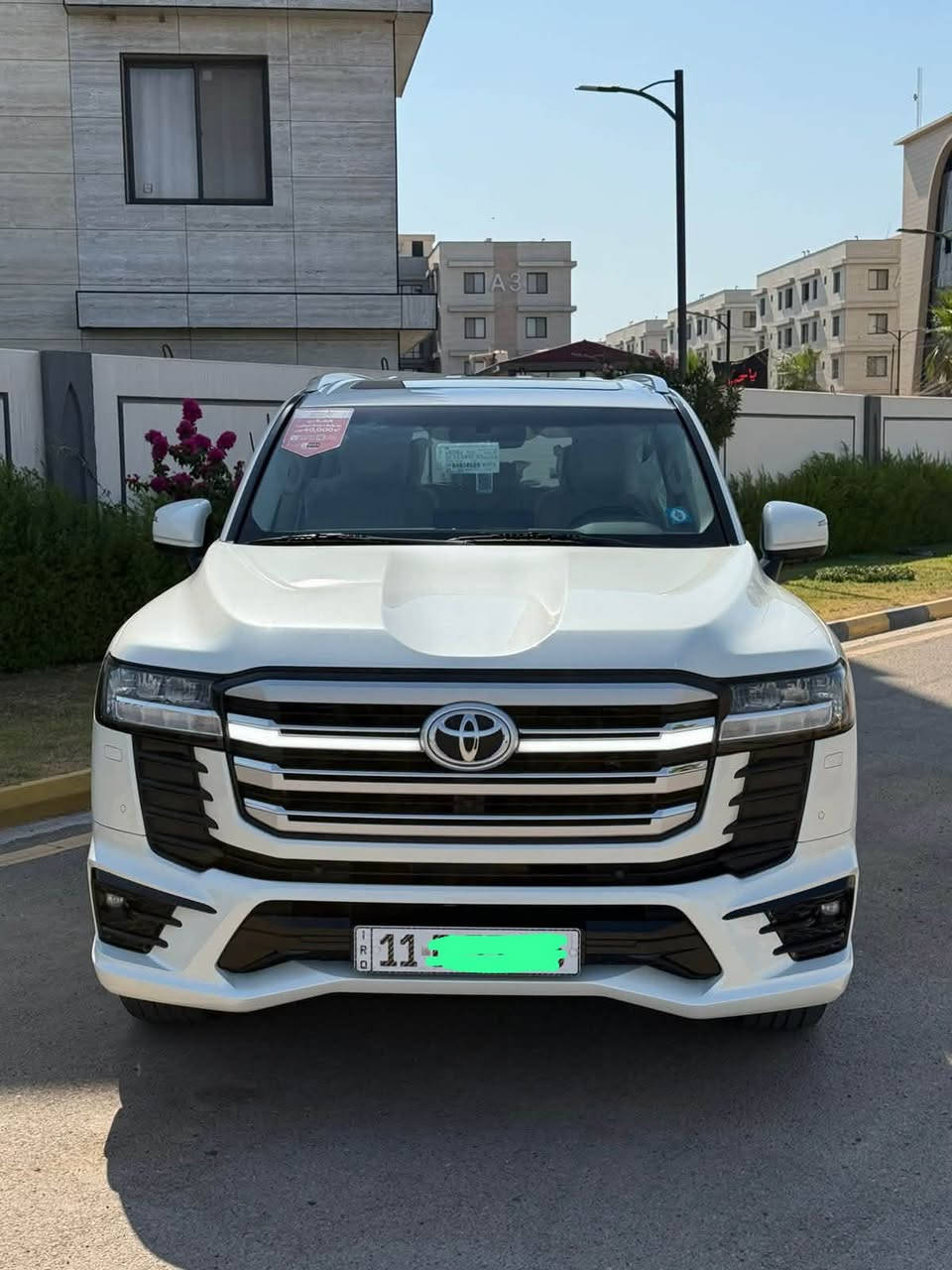 ﷽
لاندكروز (٢٠٢٤) ساز  G.X.R (لمتدد)

مواصفات :- سته سلندر - ضمان شركة ساز -
شاشات - كشنات كهرباء -لد امامي - اربع كامرات

السياره بعدها ابضمان الشركه

السعر (٦٩٥) رقم بغداد
مكان السياره بغداد
***********
