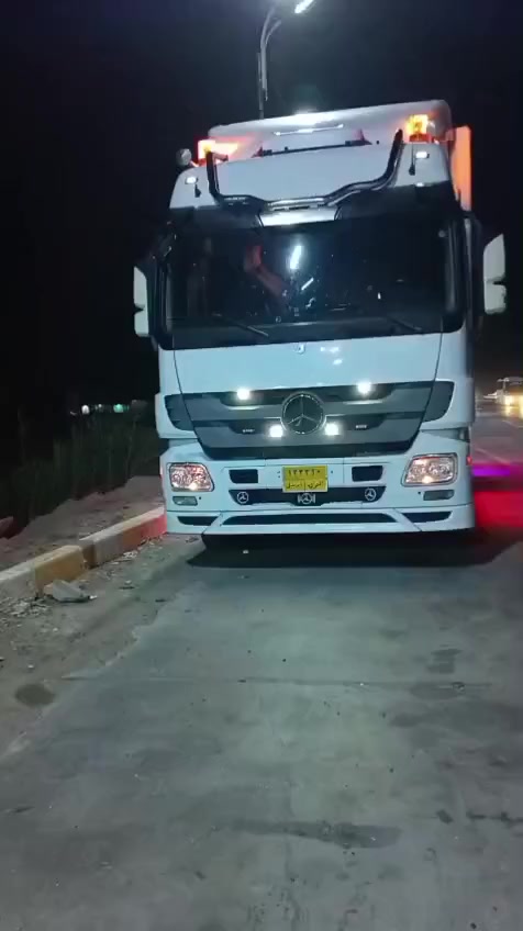 سلام عليكم اكتروز لبيع مديل 2010 فول موصفات
كامره حساس لوتايدر 5 طكات ثلاجه دبل مناميه سبلت فوك القماره عرجه 12 نمره هورنات بلادي كاسحه كهربائيات كله بالوني وزعانف بدي قفص شرط مابي اي فطر ولا كك دبل تاير رقم اربيل بسمي شرط التحويل ***********
السياره كفاله عامه  مكان السياره النجف الاشرف المو شراي لا يتصل رجائن
