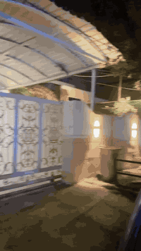 سلام وعليكم دار للبيع زراعي سند 25
موقع الصحة شارع افران الامير 
مساحة 300 متر 
20|في 20
بسعر مناسب 
***********
