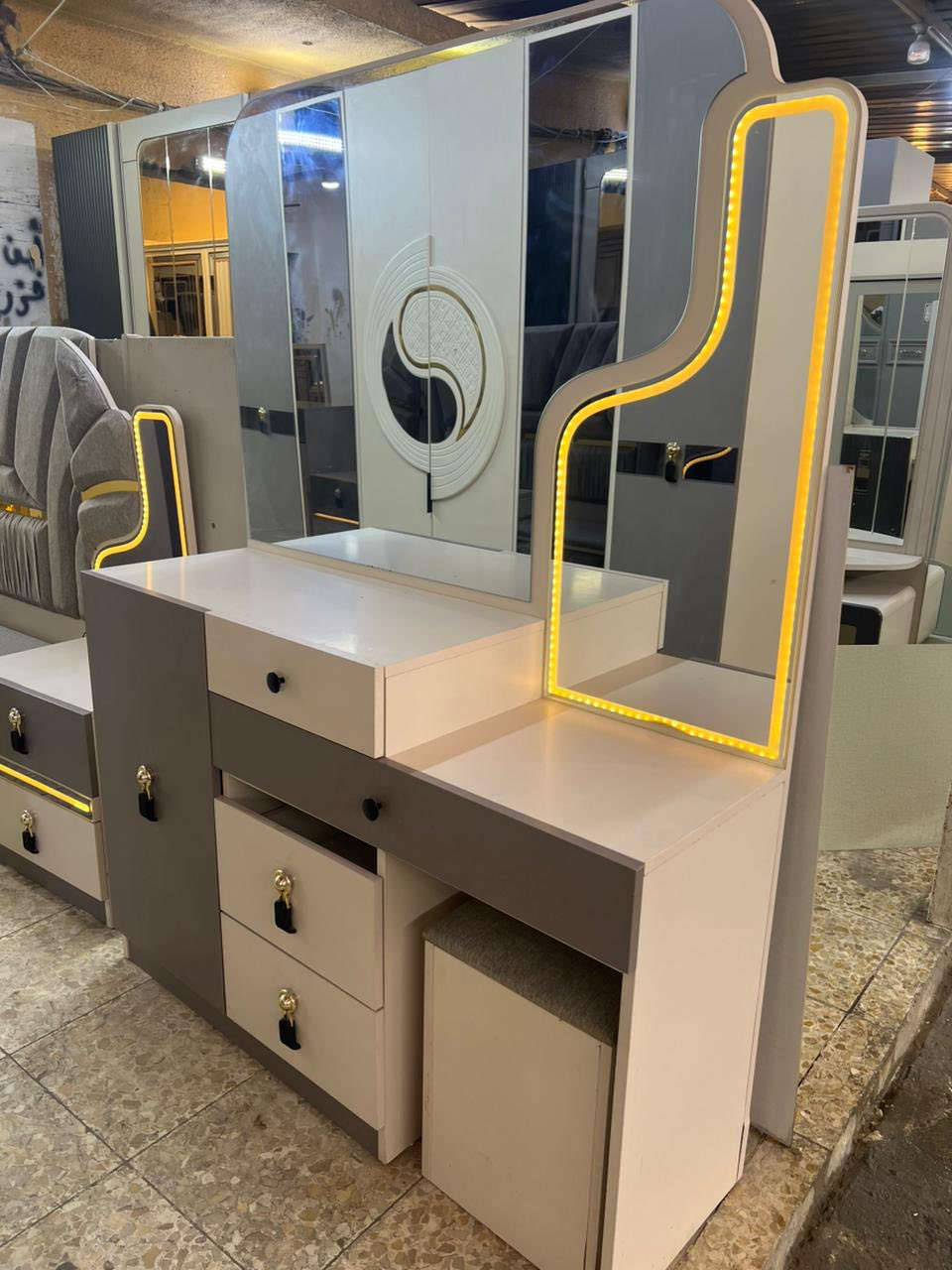 تخيل كل هذا جمال بغرفتك تتكون من 10قطع بسعر بلاش حجز ***********
