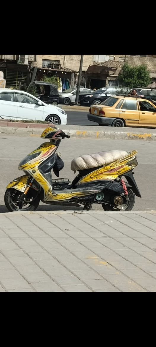 شباب دراجة سكنس فحل نوزل ام العقل الصغير تجي مكان الجويتر كابريتر شباب الدراجة خيرر من الله
 كلجاات كت كامل اصلي 
صدر RGS اصلي 
صالنصة ربع مال كاوسكي 
سلف اربع فحمات رياضي اصلي 
قباقة كور رياضي 
لايت زنون 
الدرجة كلشي بيهة اصلي ماكو شي تجاري 
السعر مليون او بيهة مجال للطيبين 
للتواصل *********** مكاني بغداد البلديات
