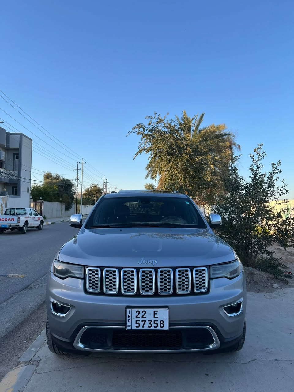 السلام عليكم جيب موديل ٢٠١٧ فئه لمتد سته سلندر ٣٦٠٠ 
كير مكينه اكسل لغد شاصي داخل مكفوله كفاله عامه 
السياره داخله كلين وبعدها كلين بيها كارت بلجامرلغ الامامي فقط وتكحيل بدون اي ضرر بدون ايرباك فول مواصفات للاخير بنوراما رادارات فول للاخير تخم تاير صدر امامي خلفي جديد 
ماشيه ١٠٥ السياره احلا من الصور كلش حلوه 
مكاني ديالى جلولاء *********** السعر 220 او مراوس ب اوباما
