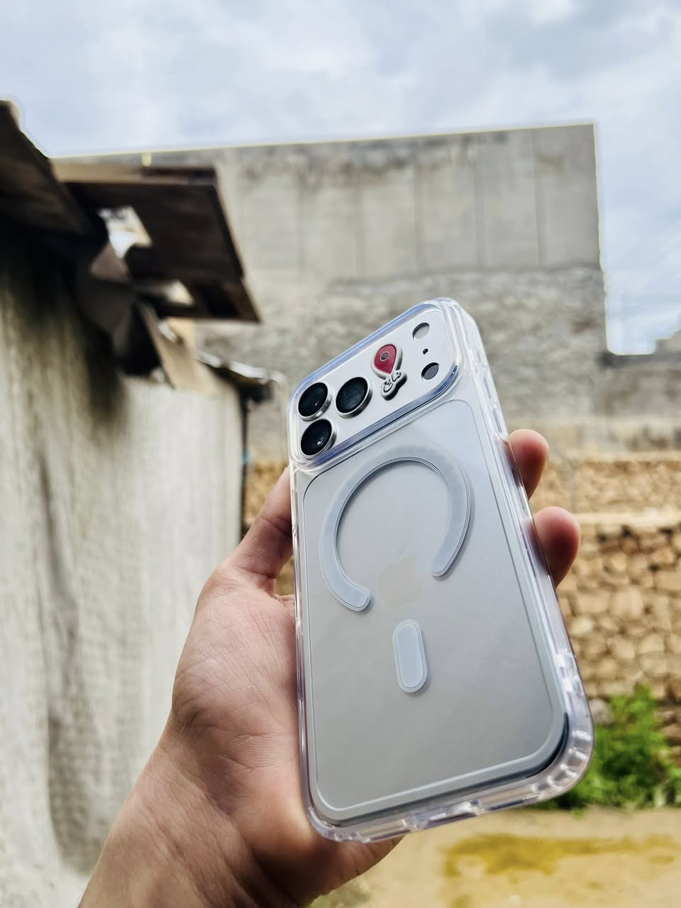 جمال التيتانيوم 🩶🥹
14 pro max 
عربي شرق اوسط 
بطاريه 81
لون بنفسجي 
شخط ما بي 
شاشه 3 خيارات شرط اصليه يم سيف سنتر 

السعر 775 الف ويرهم مراوس حسب القناعه مكاني شارع السينما 

هـ***********
