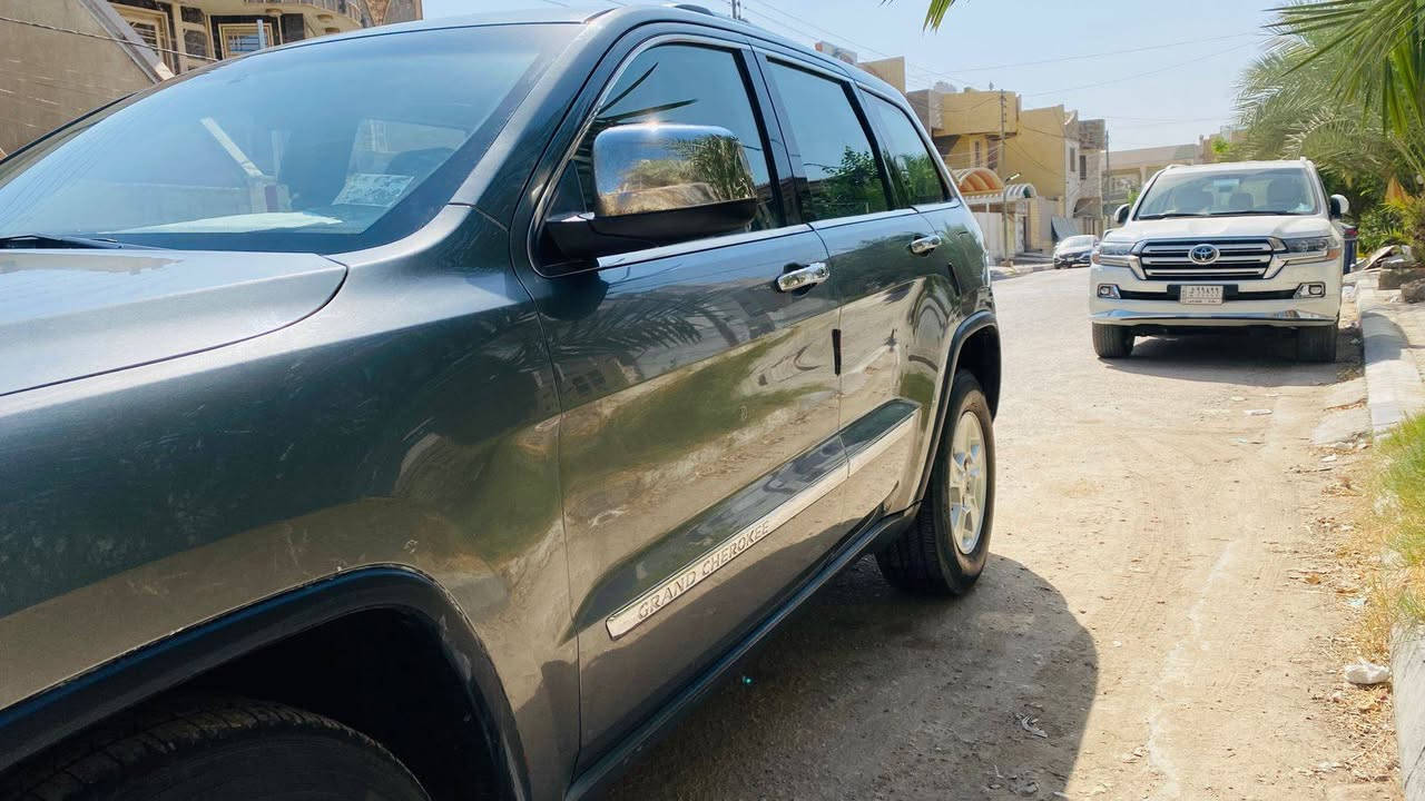 من رخصه الادمن
جيب لاريدو ٢٠١٢ حادث جاملغ وبنيد بدون داخل 
سياره جاهزه كير مكينه تبريد حداديه السعر ١٣٥العنوان كربلاء  بيه
 مجال للاستفسار الاتصال
 على الرقم ***********
