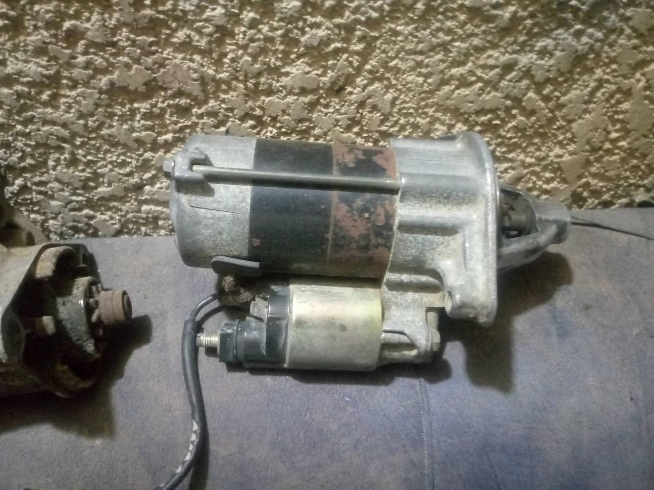 تفرعات ونجي شرط حاويه اتصال *********** مكاني بغداد يوجد توصيل
